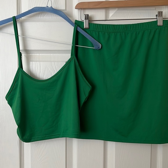 Two piece it - Picture 1 of 2